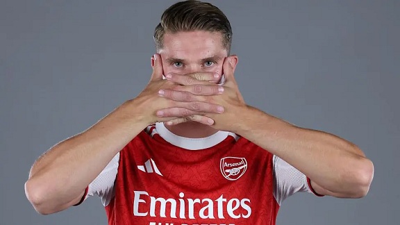 Arsenal Complete Signing of Viktor Gyökeres